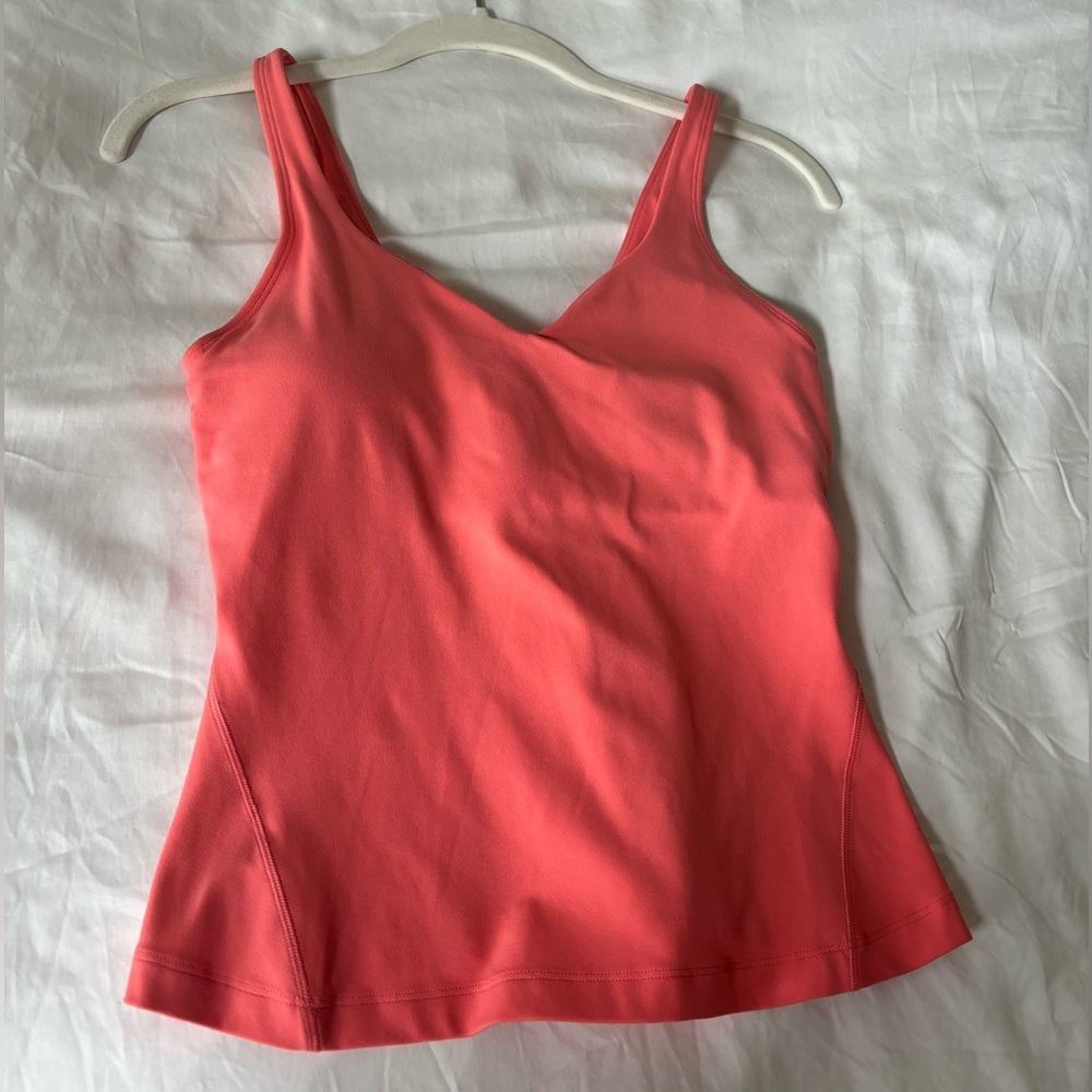 Lululemon coral tank top size 6